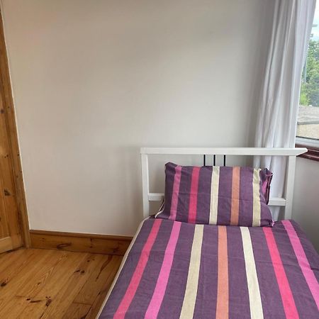 Lovely Rooms In West London Northolt  Buitenkant foto