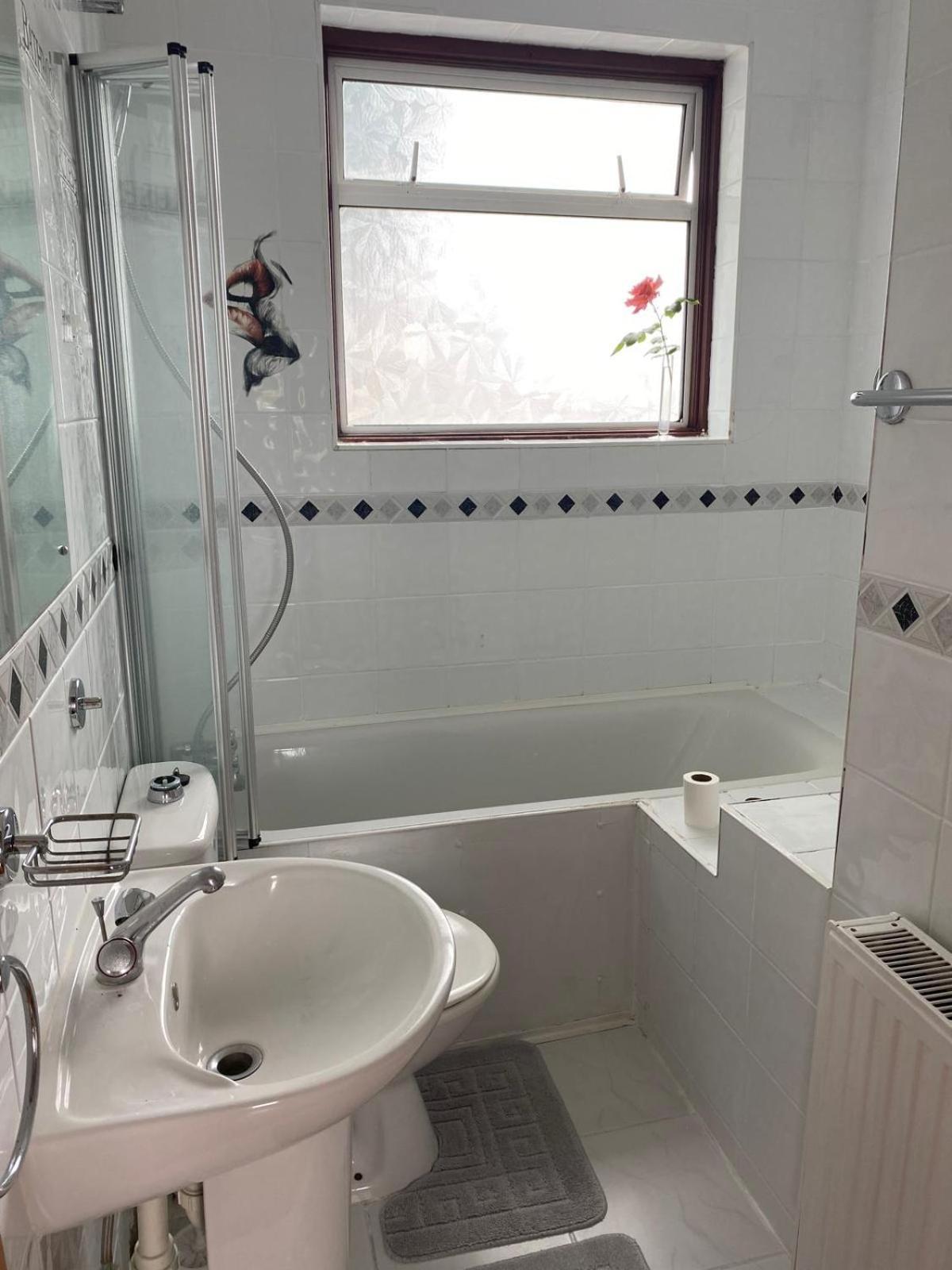 Lovely Rooms In West London Northolt  Buitenkant foto