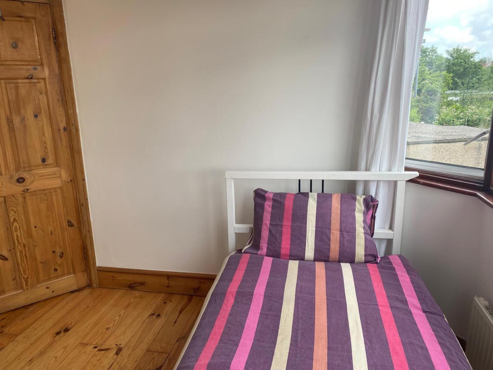 Lovely Rooms In West London Northolt  Buitenkant foto