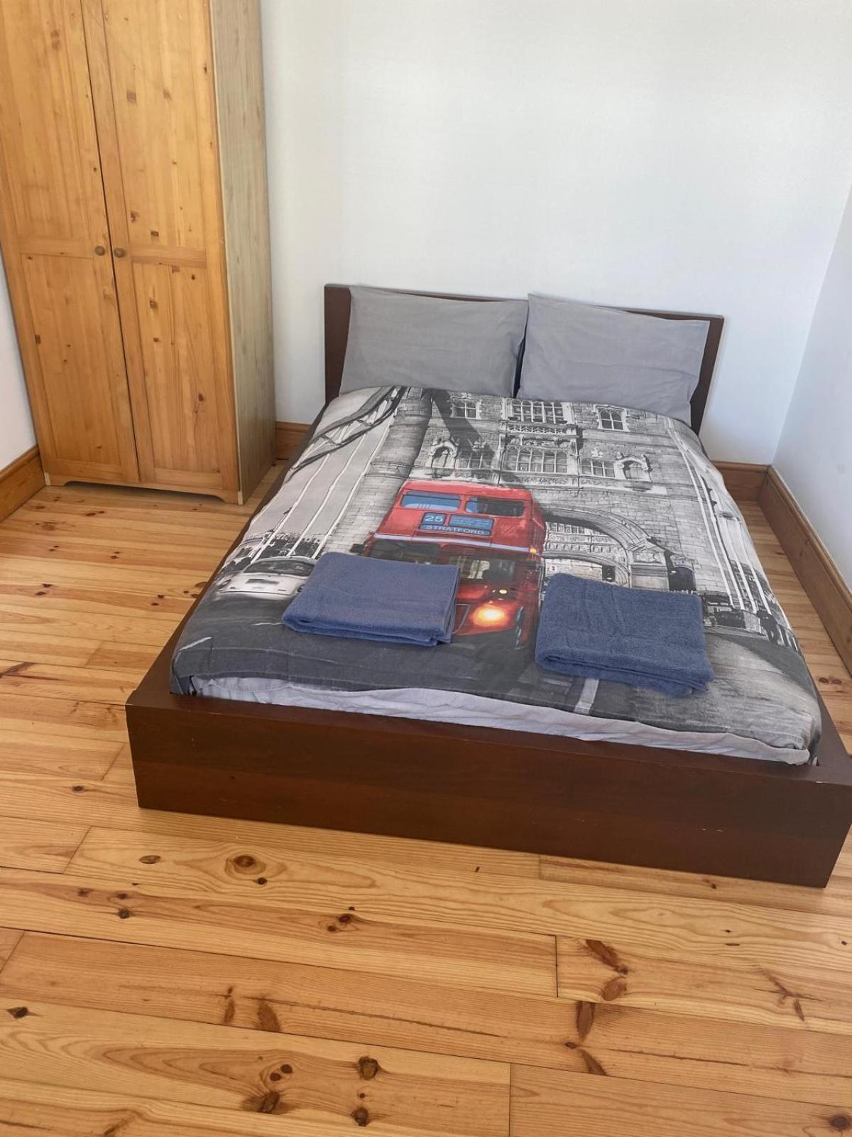 Lovely Rooms In West London Northolt  Buitenkant foto